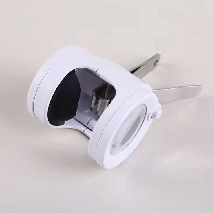 Magnifying Nail Clipper with LED Light