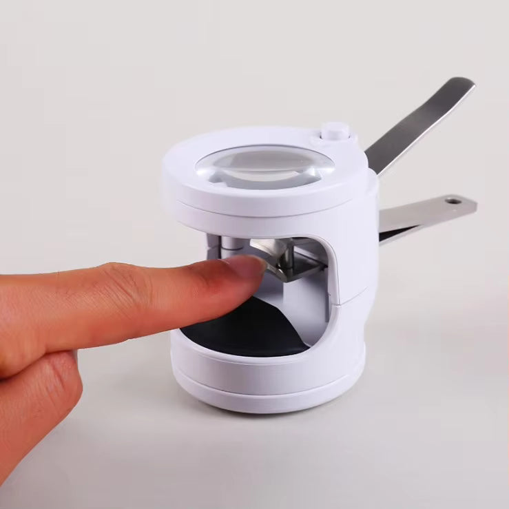 Magnifying Nail Clipper with LED Light