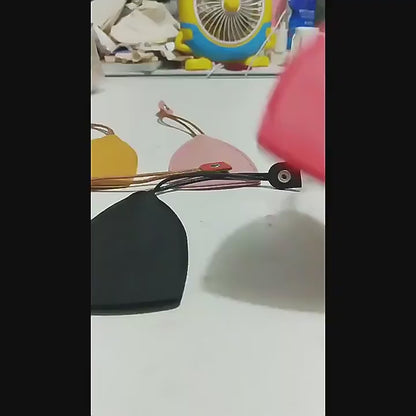 Fashionable Creative Pull-out Style Car Key Bag